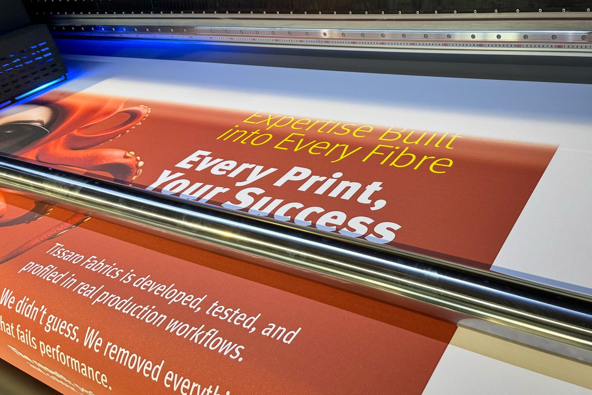 Jetrix XAR320 3.2m UV Hybrid Printer - Papergraphics
