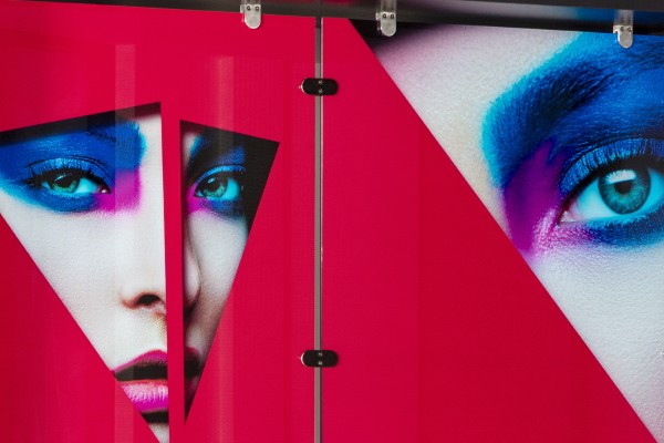 OneView: One-Way Vision Vinyl